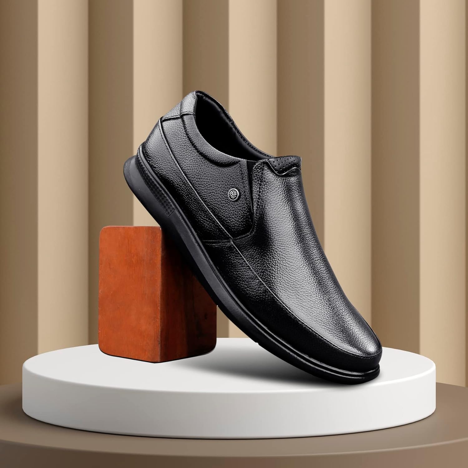 Bacca Bucci Men Leather Formal Shoes - Image 2