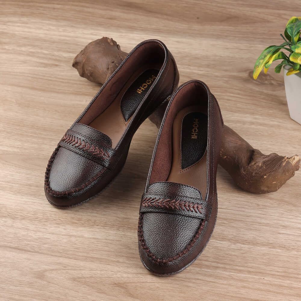 Mochi Women Synthetic Leather Loafer Shoes - Image 2